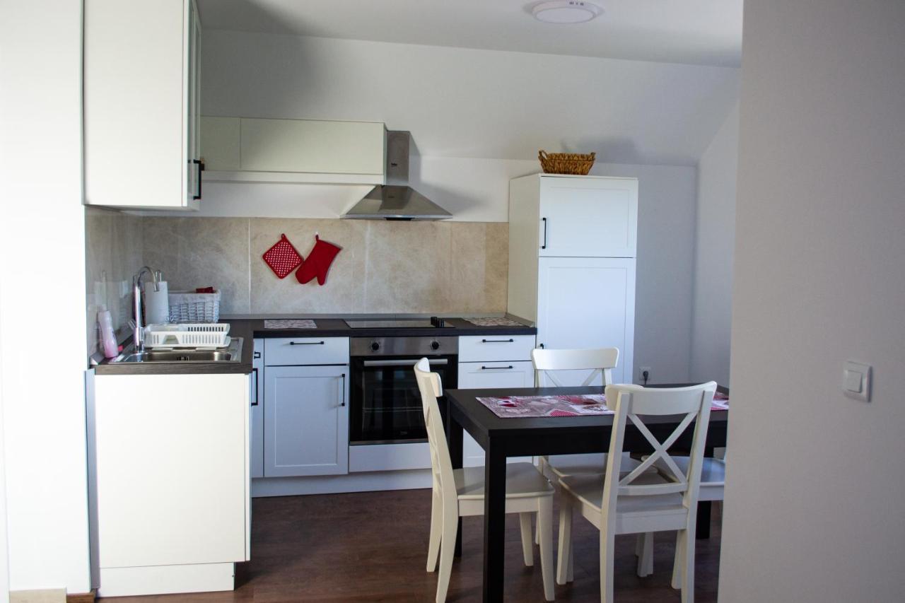 Kraljeva Hiza - Apartmani I Sobe Kralj Sveti Martin Na Muri Eksteriør billede